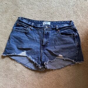 Levi’s denim shorts